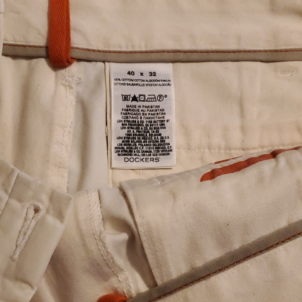 Dockers pants - Picture 2 of 3